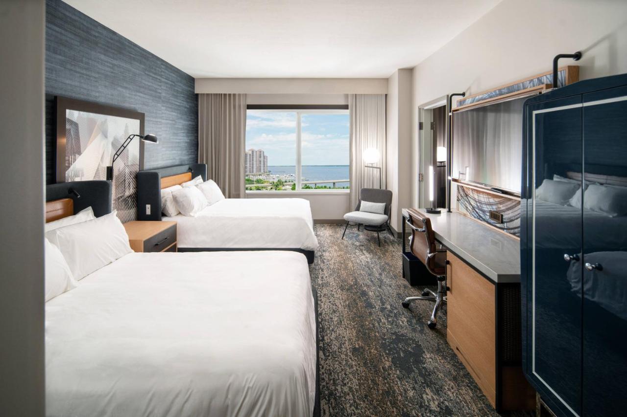 Hotel Luminary & Co., Autograph Collection Fort Myers